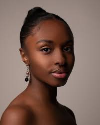 Headshots — ISABELLA PAGANO