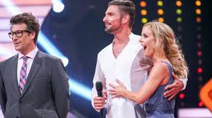 Ob beim emotionalen tanz für. Barbara Becker Raus Bei Let S Dance Und Benjamin Piwko Ruhrt Zu Tranen B Z Berlin