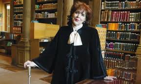 Most of her works deal with obstacles. Lebanon 360 Ù„ÙˆÙ…ÙˆÙ†Ø¯ ÙƒÙŠÙ Ø§Ù†ØªÙ‚Ù… Ø¨ÙˆØªÙÙ„ÙŠÙ‚Ø© Ù…Ù† Ø§Ù„ÙƒØ§ØªØ¨Ø© Ø¢Ø³ÙŠØ§ Ø¬Ø¨Ø§Ø± ÙÙŠ Ù…ÙˆØªÙ‡Ø§