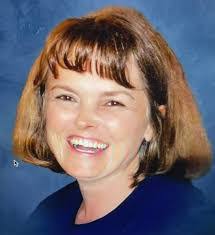 Elaine Simmons's Instagram, Twitter & Facebook