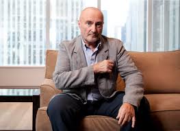 Phil Collins Denies That He S Dirty And Smells Bad