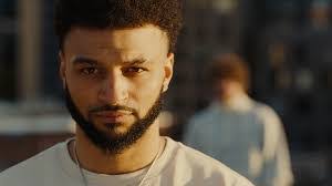 Elan Lopez's Instagram, Twitter & Facebook