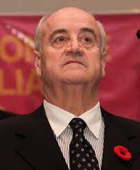 Fantino alejandro fantino, chechu bonelli, tronco y guillermo poggi de invitados gustavo lopez alejandro fantino con mariano closs, juan simón, leonardo astrada, marcelo benedetto y diego. Julian Fantino Wikipedia