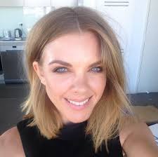 Selena Gomez and The Weeknd are doing a Taylor Swift and Tom Hiddleston