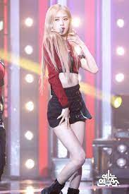 Pin On Rose Blackpink Bllɔkpiik
