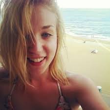 Mandy Testerman's Instagram, Twitter & Facebook