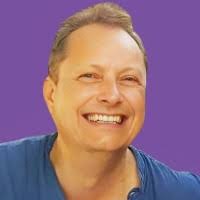 Vicki Saunders (She/Her)