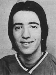 Player photos for the 1973-74 Sudbury Wolves at hockeydb.com