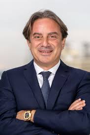 PMI Eastern 14.7 % stake's acquisition: the advisors