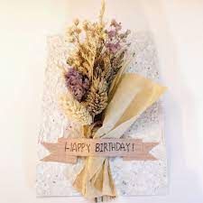 instagram 上的瑪露可生活maruko life 手作生日卡做手作卡片做上癮了呢 所以 有機會又做了一張 art daily handmade card 手作