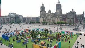 Restaurants near zocalo central, mexico city on tripadvisor: Los Colores De Frida Kahlo Llegan Al Zocalo De La Cdmx As Mexico