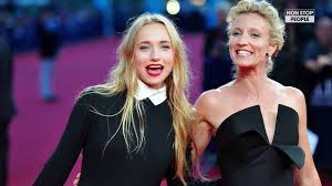 Alexandra lamy et thomas jouannet. Thomas Jouannet Ex Compagnon D Alexandra Lamy Quels Liens Ont Ils Gardes Video Dailymotion