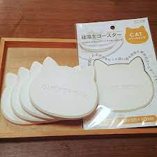 瞬間カラリ 意外な場所でもお役立ちの100均珪藻土グッズ 100均 キッチン 収納 100均 セリア コースター