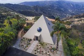 Unbelievable Pyramid Homes Fit For A Pharaoh Loveproperty Com What arts are the most popular nowadays? unbelievable pyramid homes fit for a