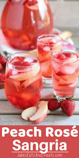This Peach Rose Sangria Is A Beautiful Summer Sangria Made Of Rose Peach Juice Peach Liqueur Fresh White Pea Sommer Sangria Alkohol Getranke Rezepte Sangria