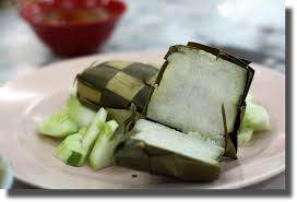 Makanan merupakan salah satu perkara yang dapat menyatukan rakyat malaysia menjadi 1malaysia. Ketupat An Entirely Unique Experience With Rice Raindrops Basmati Rice