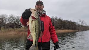 Fishing Hunting Report For Ks Mo Kc Lakes For 1 15 19 The Kansas City Star In 2020 Bass Fishing Fishing Guide Fish