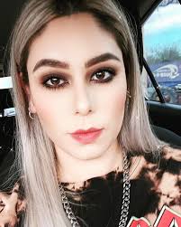 Ana Mendivil's Instagram, Twitter & Facebook