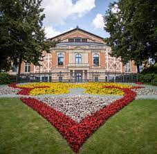 18 hours ago · endlich wieder eine bayreuther festspielpremiere: F9zmqqarbtf60m