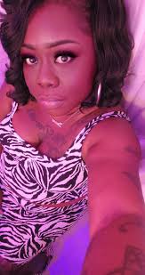 Hi all! I just wanted to introduce myself. I joined to meet new ladies who  like to get away every now and then! Looking forward to meeting you!!