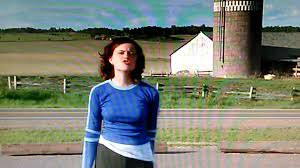 He has 24 hours to stop the package, prevent a disaster, and fall in love. Overnight Delivery 1998 Youtube