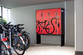 Spinde Mit Stromversorung In 2020 Schliessfacher Spind Ladestation