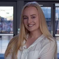 Kelly Lauritzen's Instagram, Twitter & Facebook