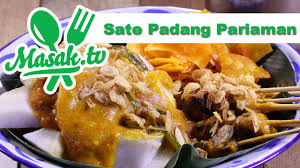 Sate padang terbagi atas dua jenis, sate padang pariaman dan padang panjang, yang berbeda dalam cita rasa saus bumbu kuningnya. Sate Padang Pariaman Resep 224 Youtube