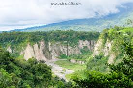 Harga tiket masuk ngarai sianok yang populer dengan pemandangan tebing dengan tinggi sekira 100 meter. Menikmati Keindahan Taman Panorama Bukittinggi Chocodilla