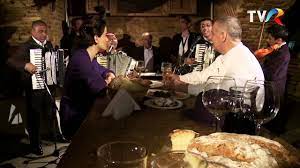 M am nascut copil sarac. Taraful De La VarbilÄƒu Am Iubit O ArdeleancÄƒ O MoldoveancÄƒ Si O PrahoveancÄƒ Chords Chordify