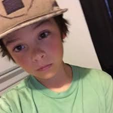 Dylan Stone Lakin (@Dylan_Lakin)