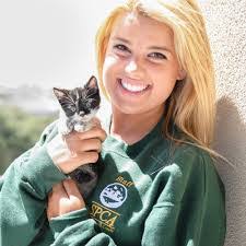 Carrie Nagel's Instagram, Twitter & Facebook