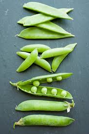 Clean if needed, and dry well. What S The Difference Between Snow Peas Snap Peas And Garden Peas Snap Peas Snow Peas Recipe Sugar Snap Pea Recipe