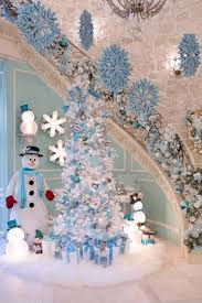 Silver christmas decorations christmas tree themes glass christmas ornaments christmas diy holiday decor white christmas vintage christmas christmas mantles rustic christmas. 20 Gorgeous Blue Christmas Decor Ideas The Handyman S Daughter