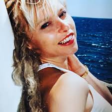 Mike Campbell & The...