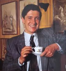 Café con aroma de mujer. Personajesdetlnovela Mauricio Salinas En Cafe Con Aroma De Mujer Rcn 1994 95 Interpretado Por Juan Angel Papel Recordado Del Pretendiente De La Gaviota En La Nueva Version Nacional Sera Lincoln Palomeque El Encargado