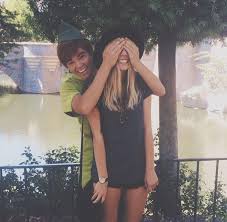 Pinterest Ouiouimaggie F4f Anyone If I Ever Get A Picture With Peter Pan I Am So Doi Disney World Pictures Disney Photo Ideas Disney Characters Pictures