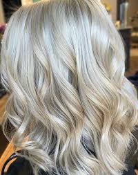 Best Buttery Blonde Hair Color Trends You Must Try In 2020 Buttery Blonde Blonde Hair Color Perfect Blonde Hair