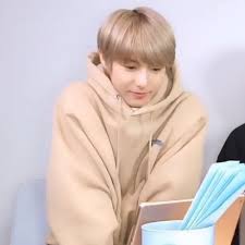 Look at him he's such a precious baby im crying he's so cute and soft protect him pls. Renjun Details Tumblr Posts Tumbral Com