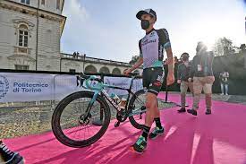 Simon yates climbed to second in the giro d'italia standings but lost more time to race leader egan bernal on the monte zoncolan. Learning From Past Lessons Simon Yates Has To Be Giro D Italia Favourite Marca