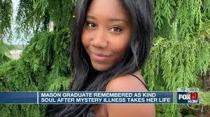 Simone Scott's Instagram, Twitter & Facebook