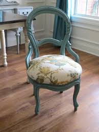 Chalk Painted Balloon Back Chair Google Search Painting Upholstered Furniture Painted Furniture Furniture