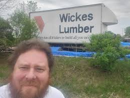 Monroeville Mall hideout furniture store connection