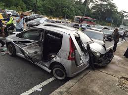 Pengalaman ini tak pelak menimbulkan rasa takut dan ngeri melakukan perjalanan lewat udara. Baca Doa Doa Ini Sebelum Memulakan Perjalanan Dan Ketika Berulang Alik Ke Tempat Kerja Semua Semua Semuanya