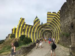 Carcassonne circles by Felice Varini : FrancePics