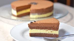 Di diego crosara • 01.05.2021. Torta Alla Crema Bavarese Al Cioccolato Bianco E Fondente Youtube
