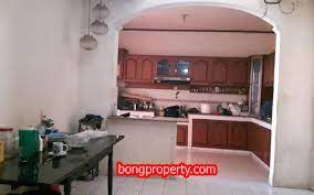 Menurutnya beliau memilih untuk membeli barangan rumah dengan kos yang minimum. Ide Desain Ruang Dapur Mungil Untuk Rumah Tingkat 2 Lantai Bongproperty Com