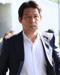 I don't know if he's playing mind games or being plain ol' racist. Akira Nishino