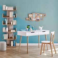 Une déco chambre ado garçon style anglais chic ou usa branché, ambiance loft urbain ou zen nature, les idées pour décorer une chambre de garçon foisonnent. Quel Bureau Pour La Chambre De Votre Ado Le Top 15 Blog But