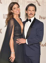 This Is Us Obsessing Over Milo Ventimiglia And Mandy Moore S Sweet Friendship This Is Us Serie Milo This Is Us Celebrities